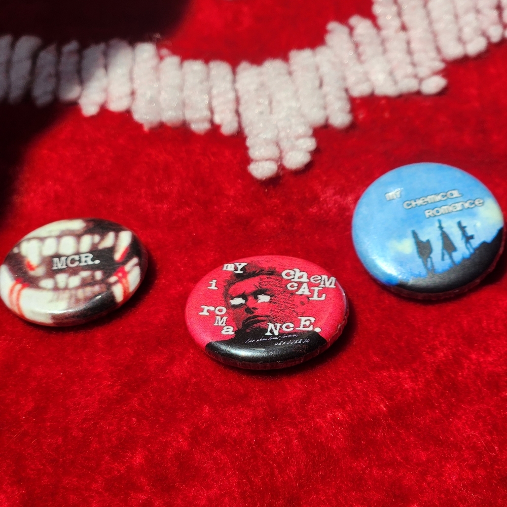 'Bullets Era' RARE My Chemical Romance Buttons/Pins MCR